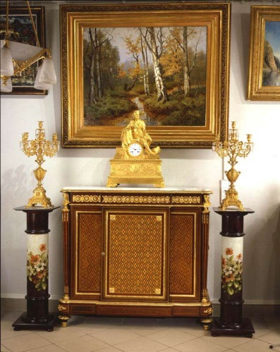 Пристенный шкаф. Россия, 1840-1850-е гг. Пристенный шкаф. Россия, 1840-1850-е гг.