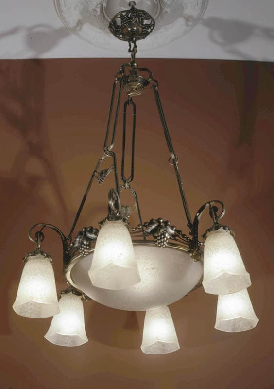 Люстра в стиле модерн с  гроздьями винограда - Осветительные приборы