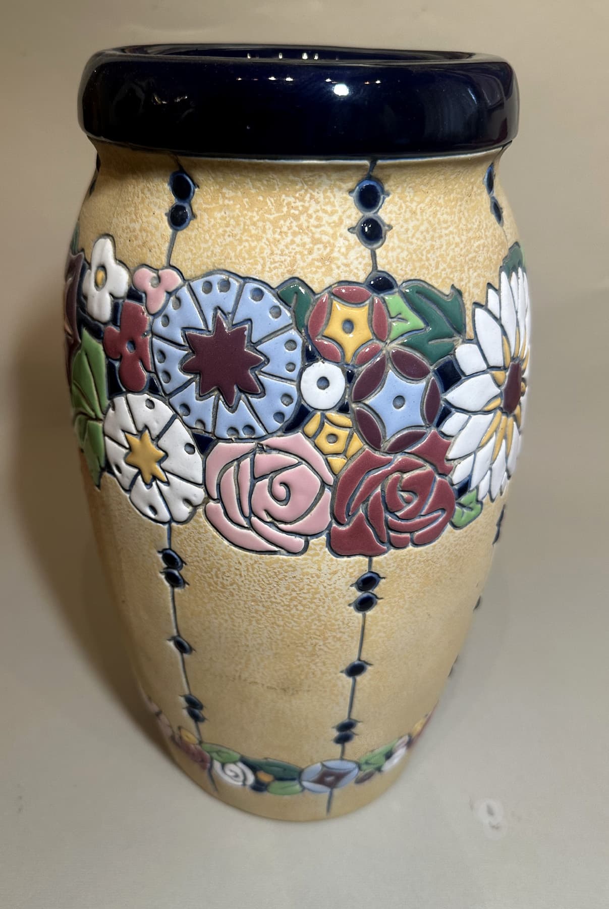 Ваза с цветочным орнаментом, автор Фабрика "Амфора". Чехословакия, Антикварный фарфор — миниатюра 7